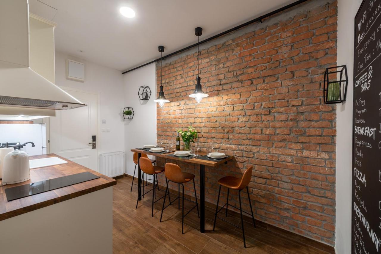 Brickwall Apartments Zágráb Kültér fotó